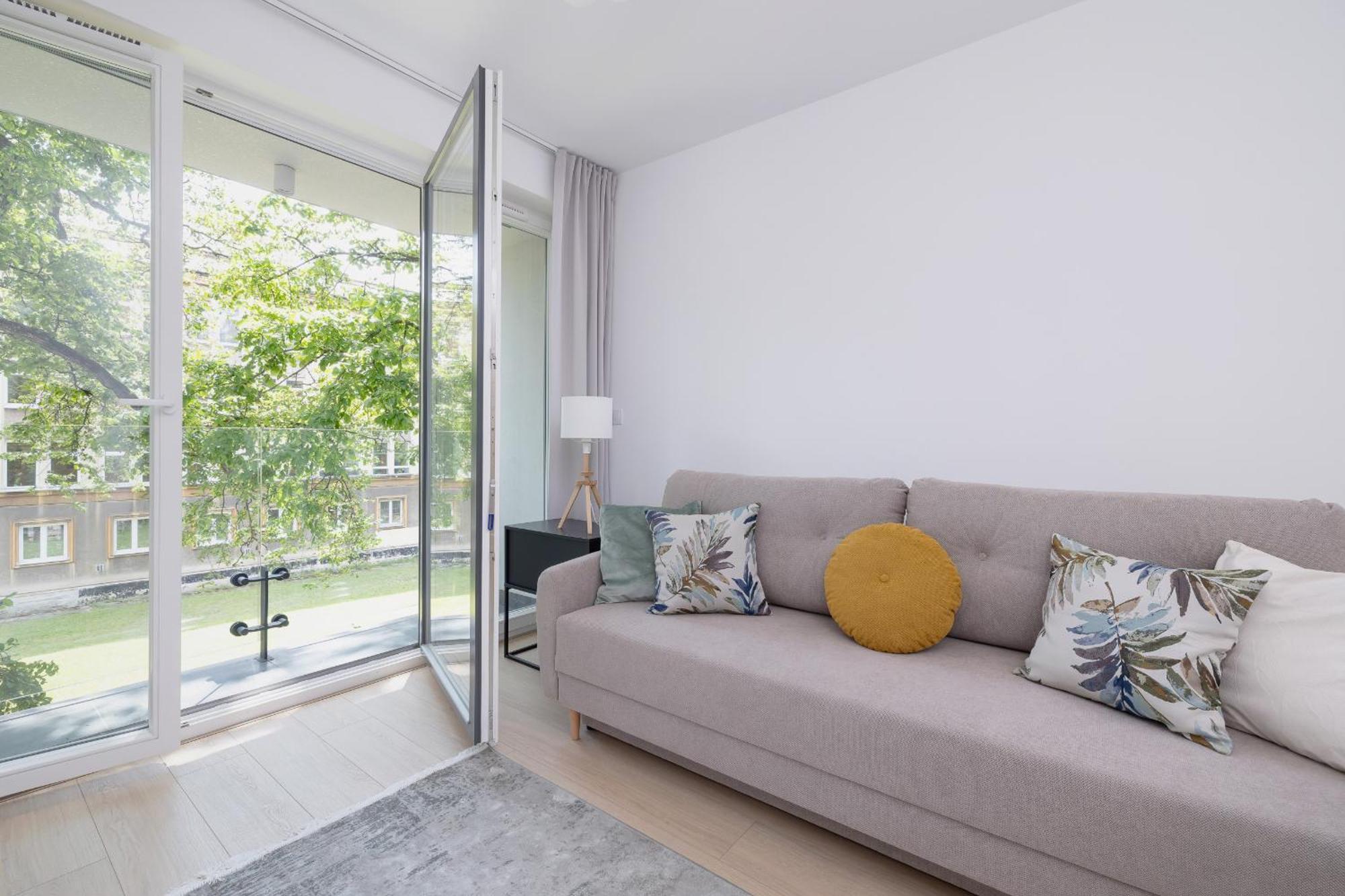 Krowoderska Apartment With Balcony Near City Center By Rent Like Home Krakow Bagian luar foto